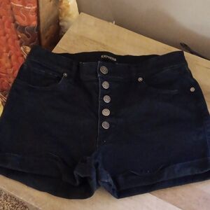 Womens Express Shorts